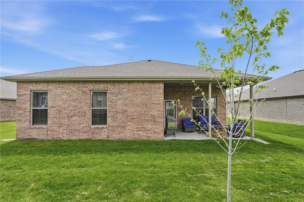 22662 W 89th Street — photo 40