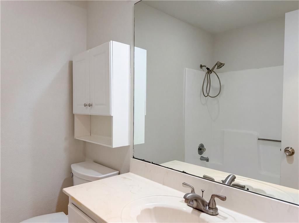 1205 Maple Lane — photo 6