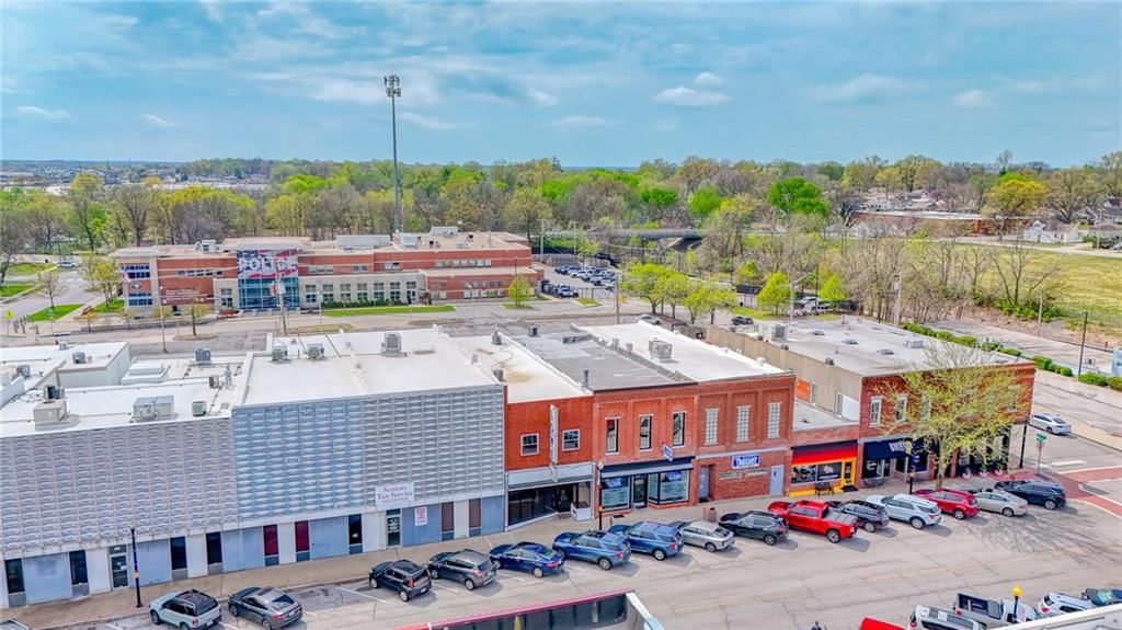 1112 W Main Street — photo 3