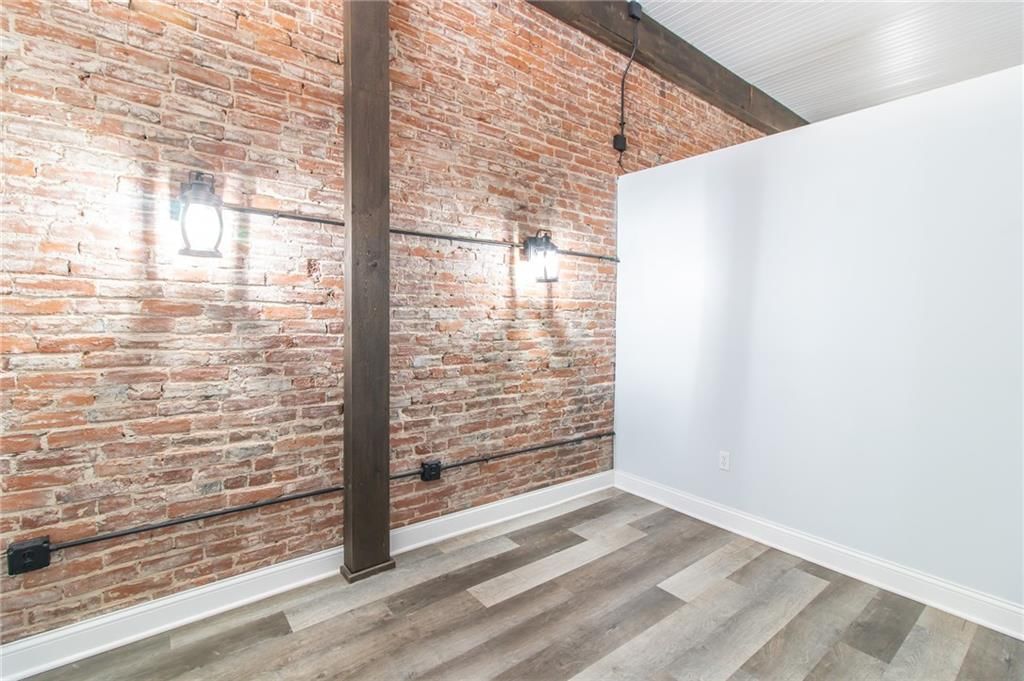1112 W Main Street — photo 7
