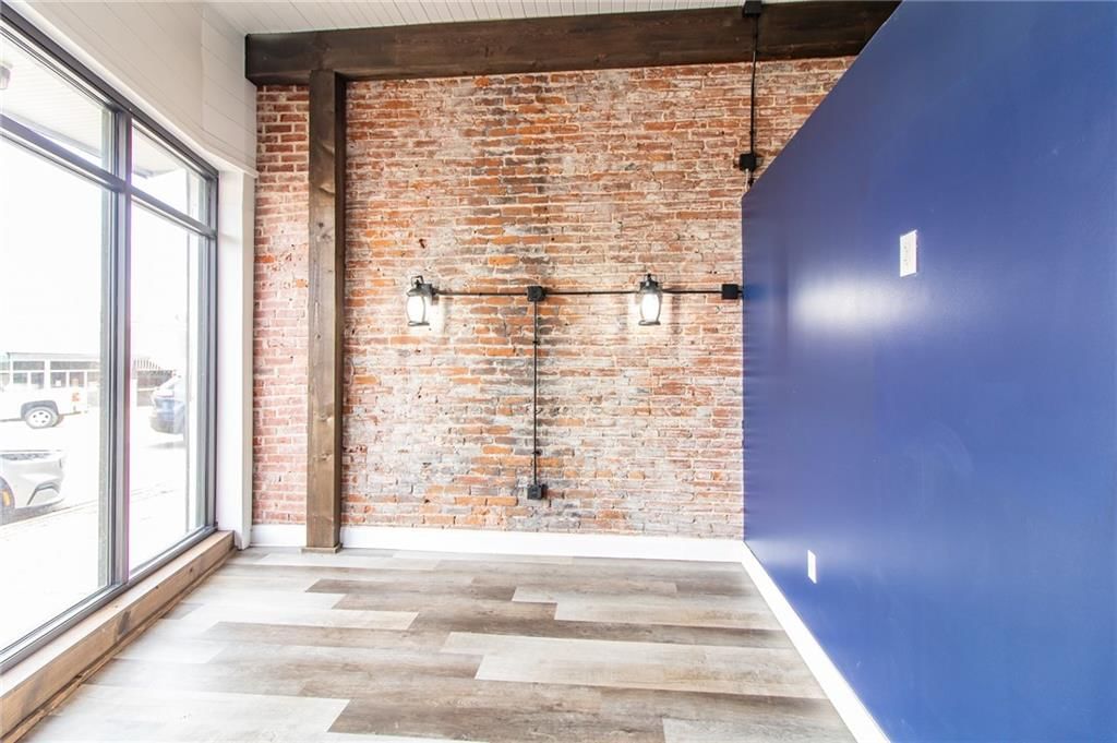 1112 W Main Street — photo 8