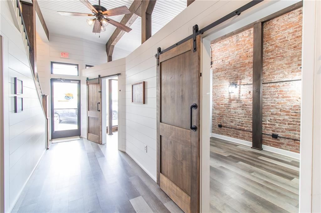 1112 W Main Street — photo 11