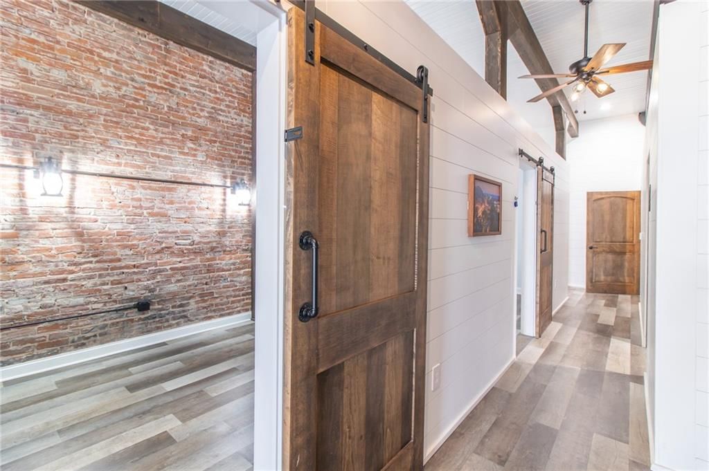 1112 W Main Street — photo 14
