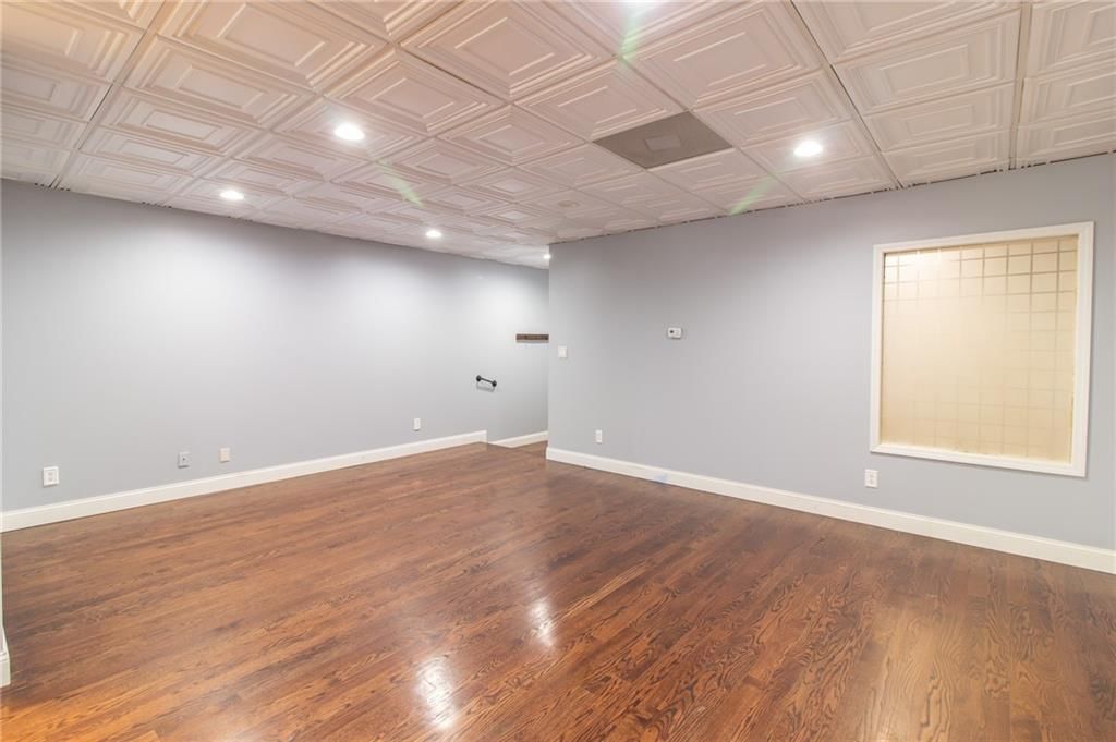 1112 W Main Street — photo 33