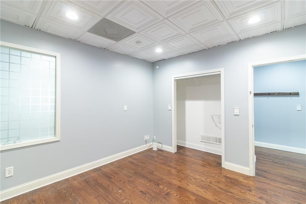 1112 W Main Street — photo 42