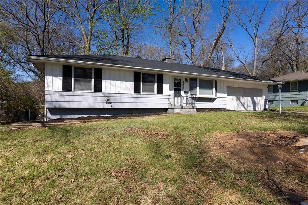8608 Kentucky Avenue, Raytown, MO