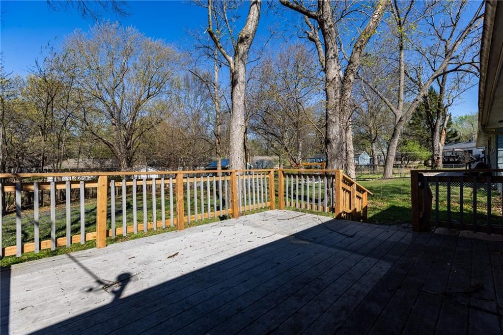 8608 Kentucky Avenue — photo 30