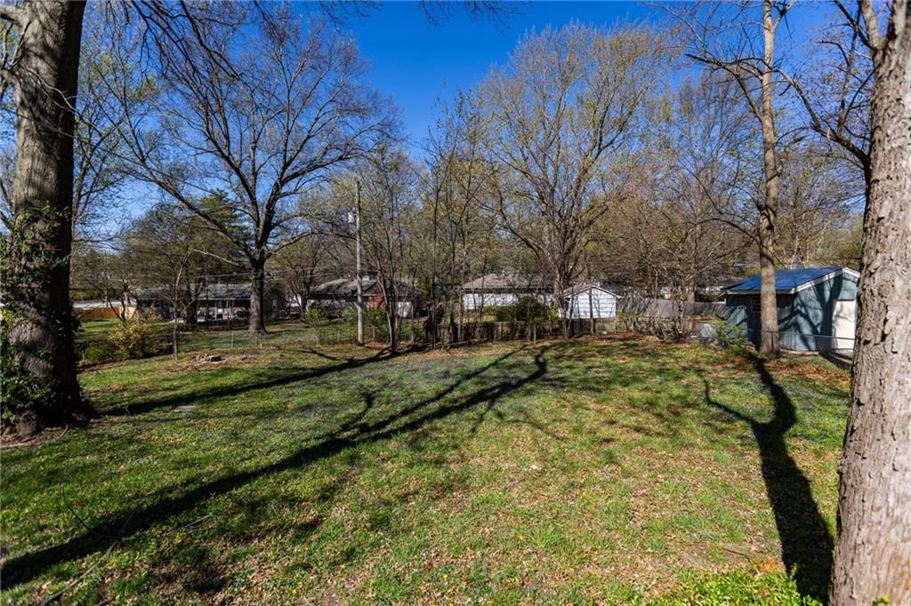 8608 Kentucky Avenue — photo 31