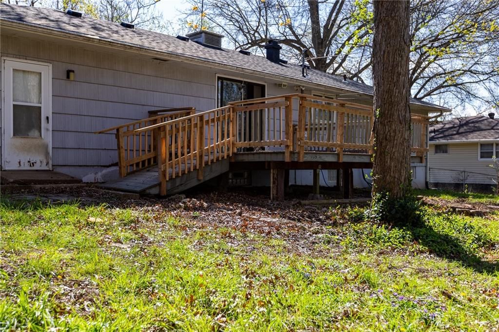 8608 Kentucky Avenue — photo 34