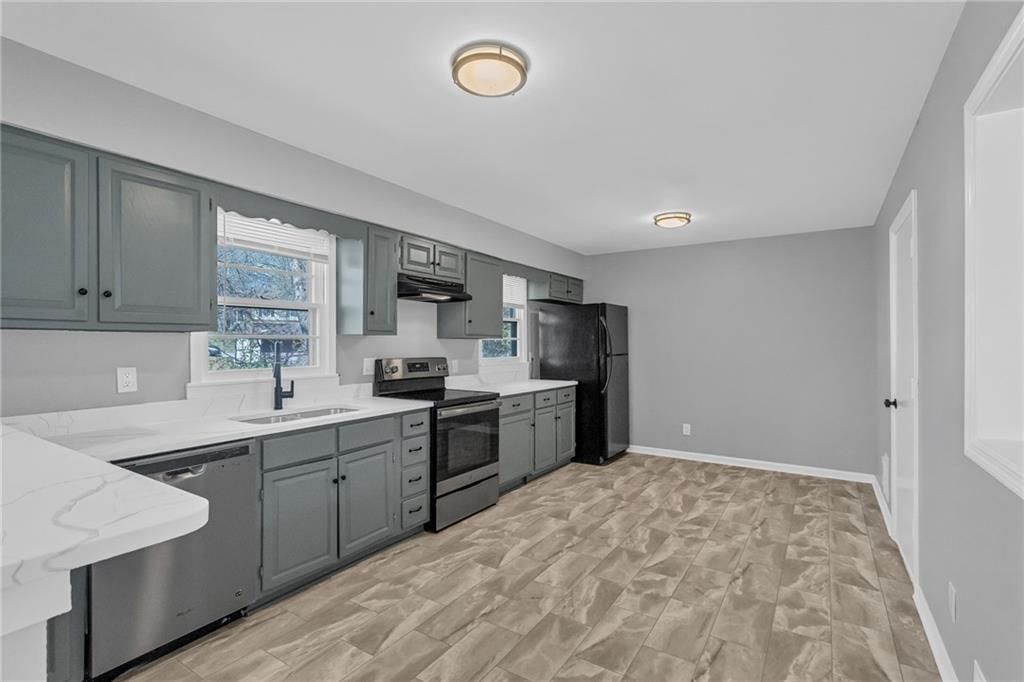 7004 N Baltimore Avenue — photo 9