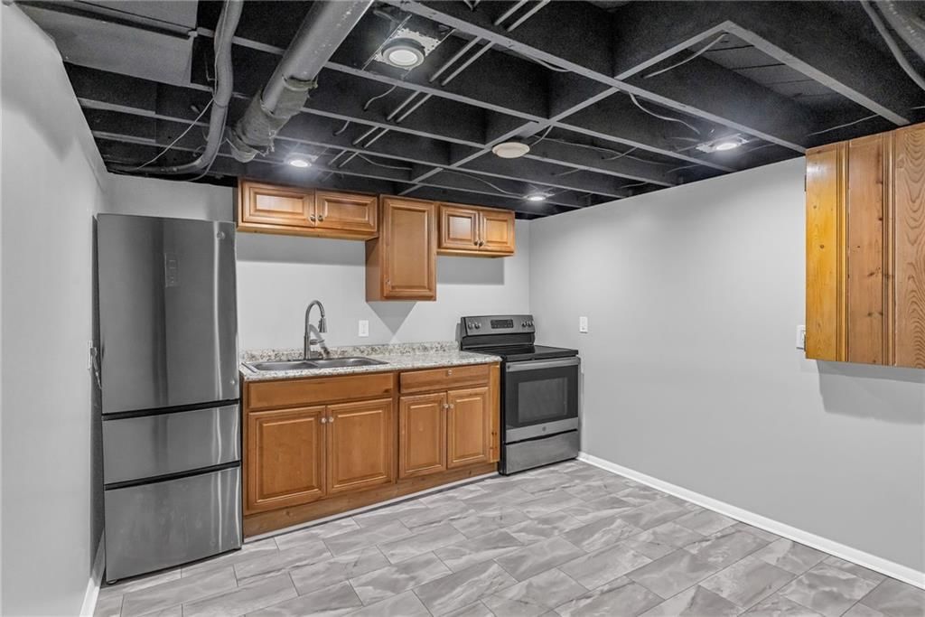 7004 N Baltimore Avenue — photo 17