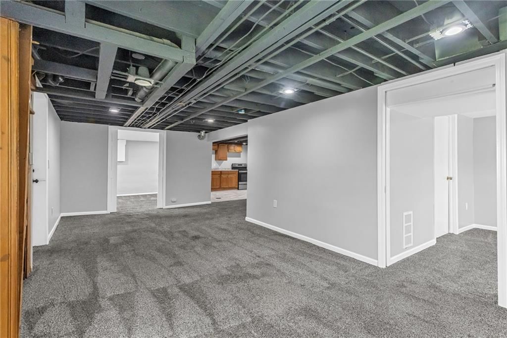7004 N Baltimore Avenue — photo 24