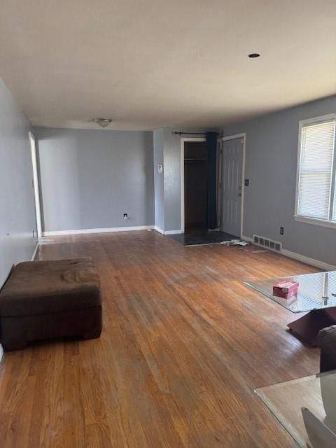 5216 Marsh Avenue — photo 3