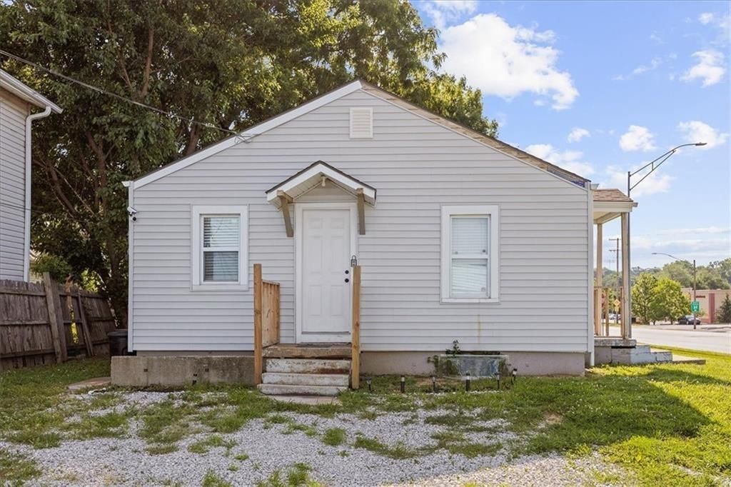 1116 S Woodland Avenue — photo 16