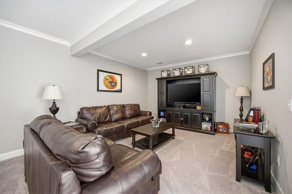 9784 Houston Street — photo 44