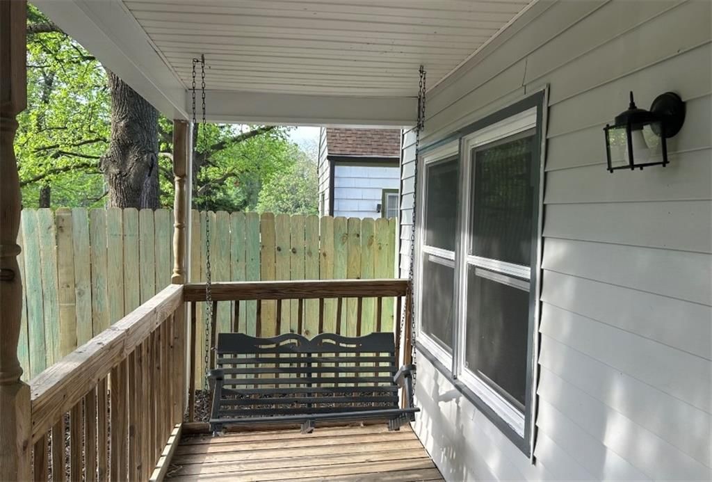 5543 S 1st Street — photo 9