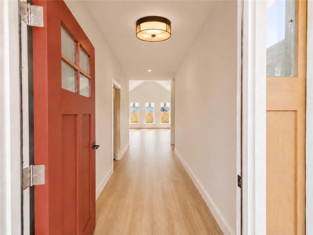 206 Constitution Lane — photo 3