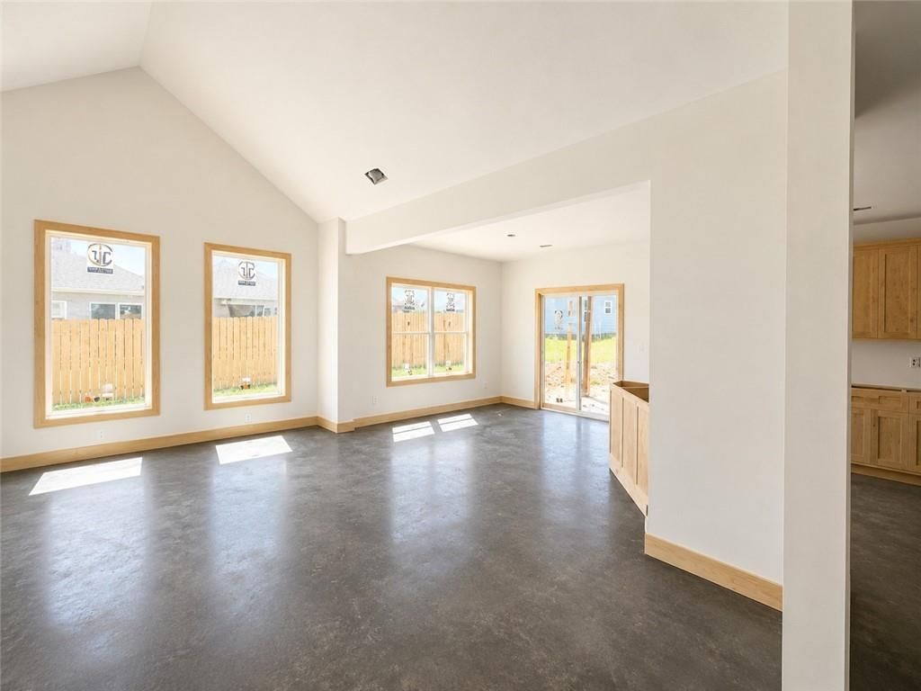 206 Constitution Lane — photo 8