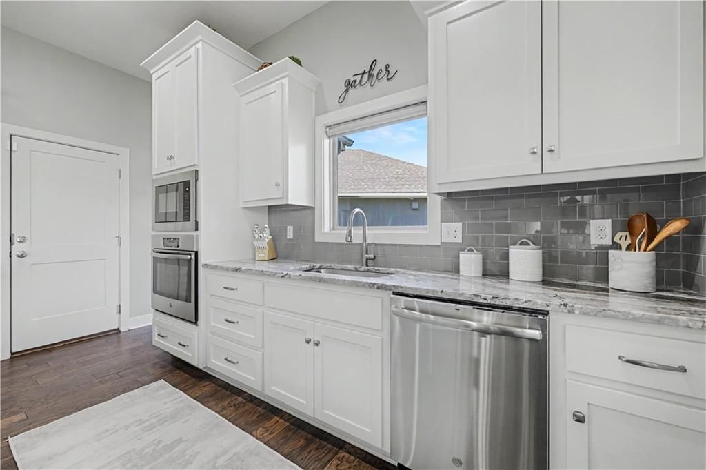 23834 W 126 Terrace — photo 5