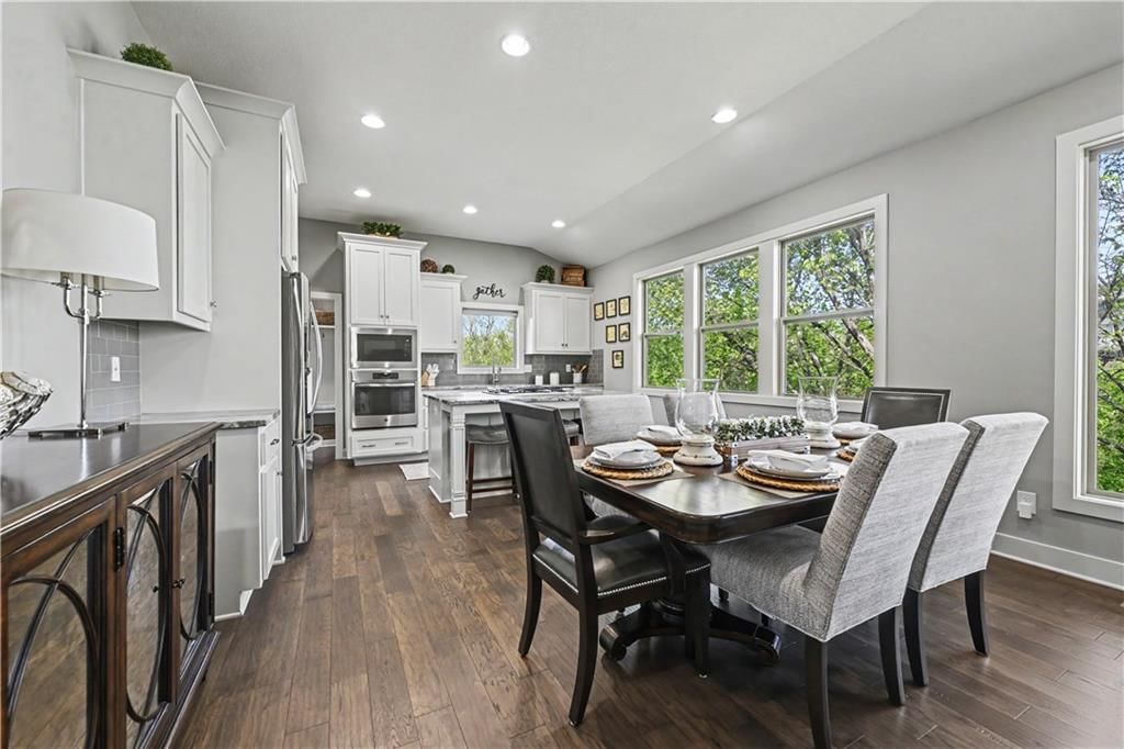 23834 W 126 Terrace — photo 9