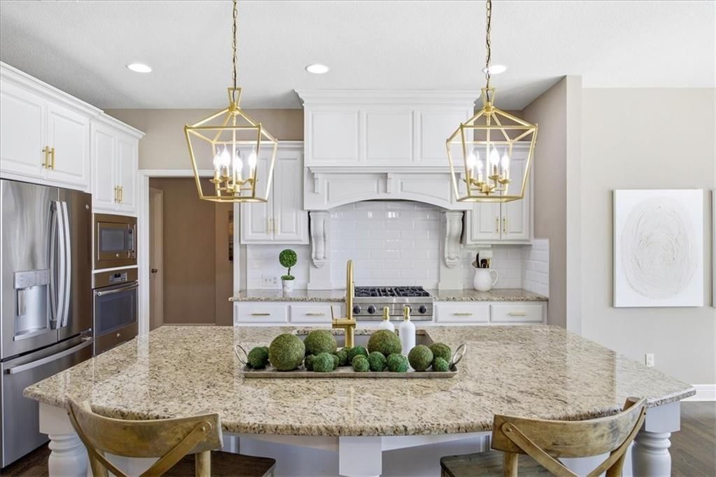 24139 W 124th Terrace — photo 9