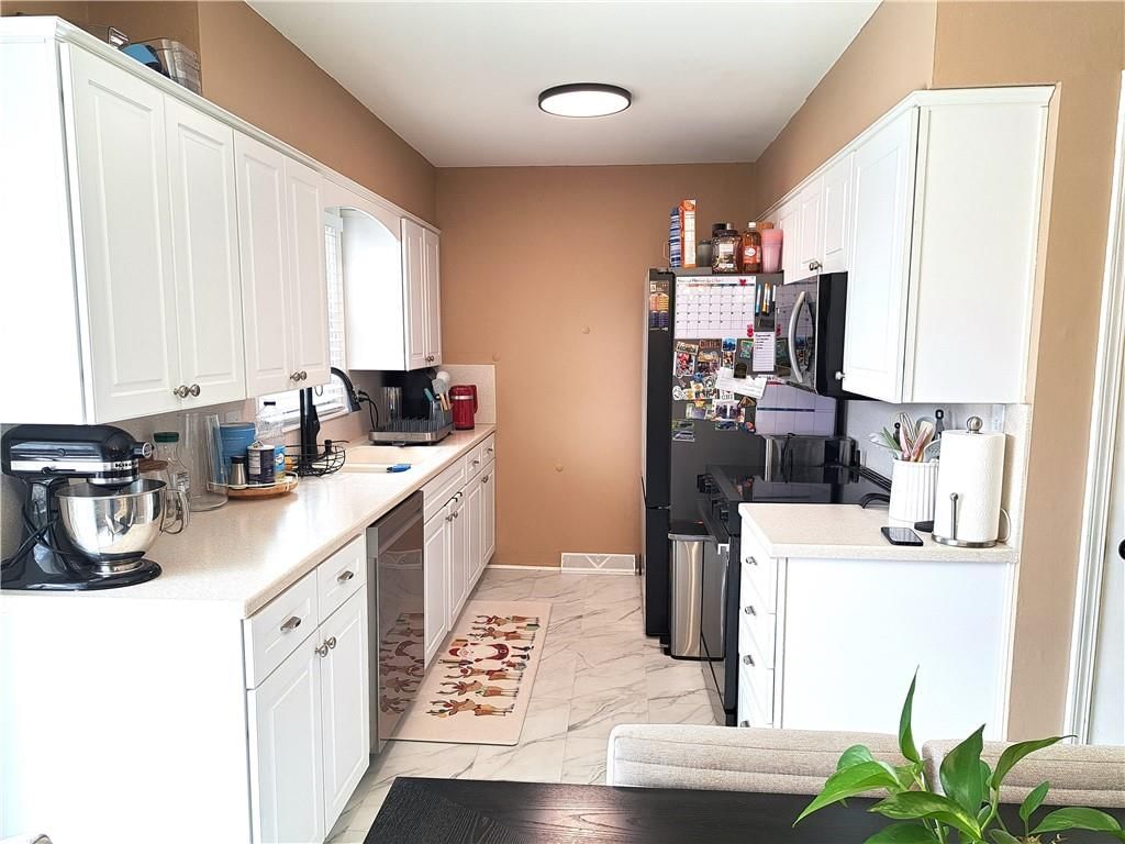 7009 NW 80th Street — photo 9