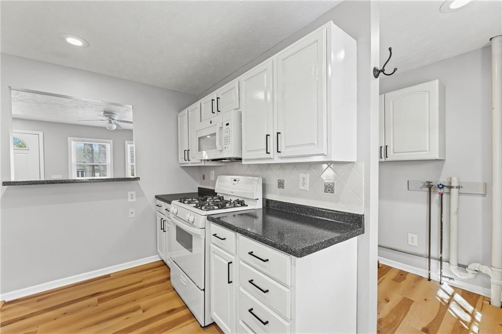 1313 NE 44TH Street — photo 8