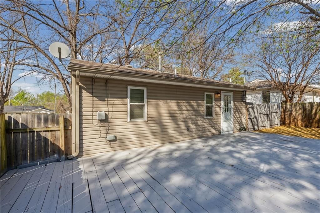 1313 NE 44TH Street — photo 23