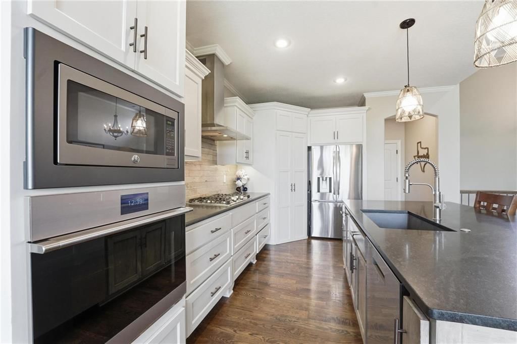 16905 Bradshaw Street — photo 10