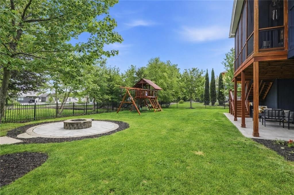 16905 Bradshaw Street — photo 41