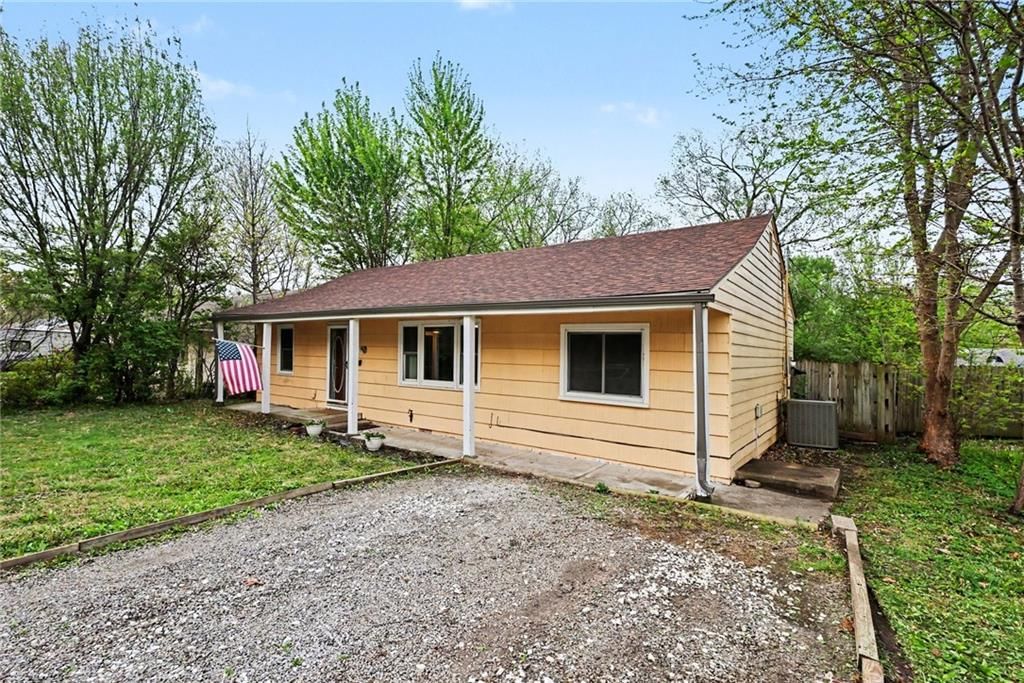 1005 E Cedar Street — photo 16