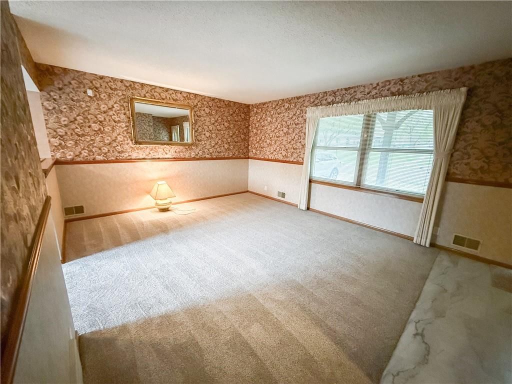 4009 S Delaware Avenue — photo 3