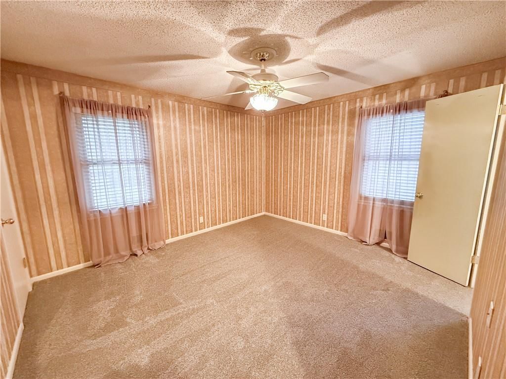 4009 S Delaware Avenue — photo 12