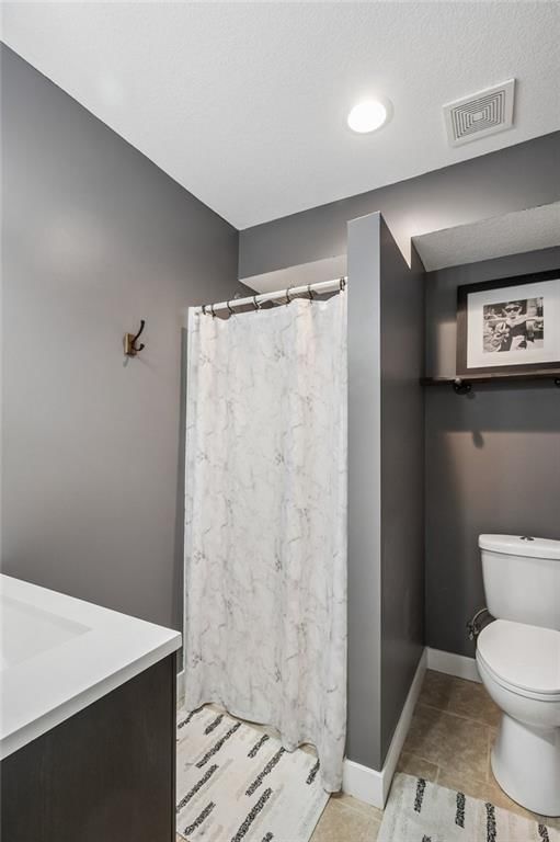 Photo 22 of 28 - 3701 N 123rd Street, Kansas City, KS 66109