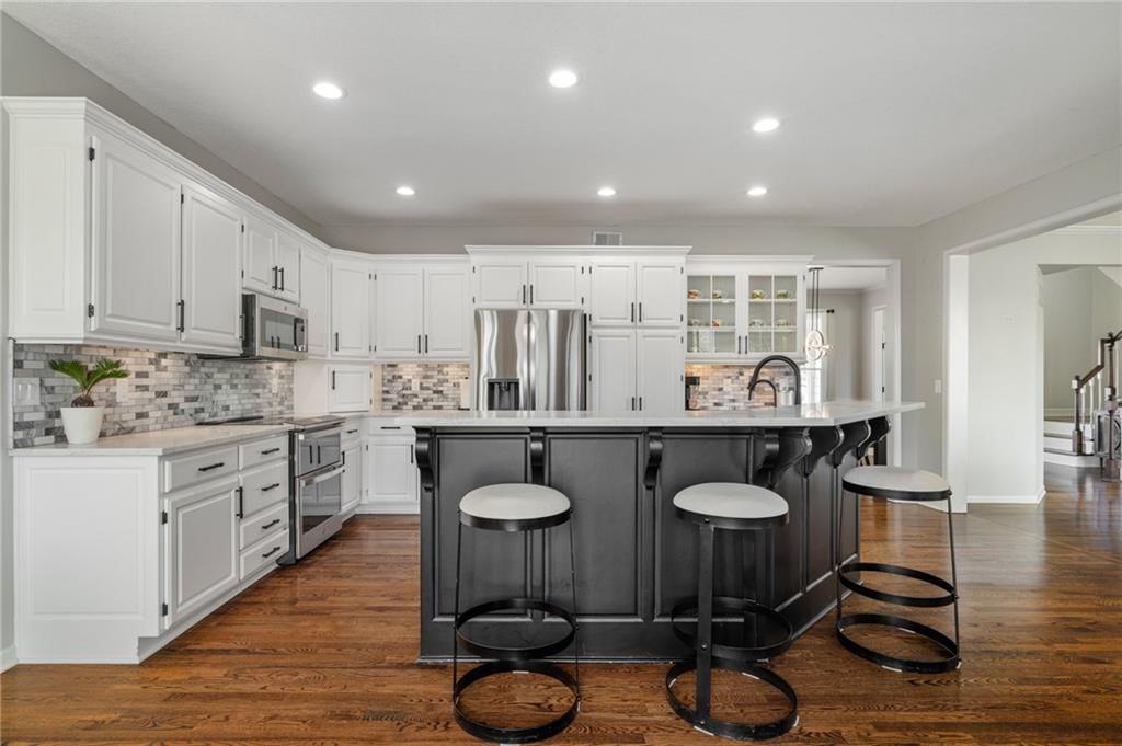 5209 W 161st Street — photo 17