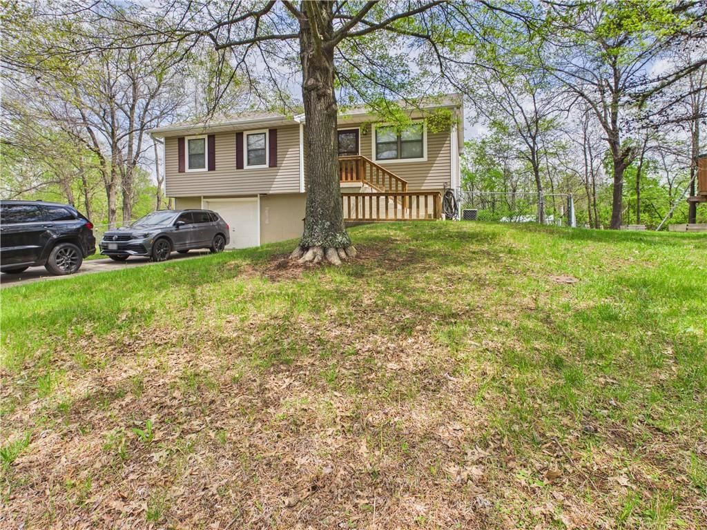 214 SE 51 Road — photo 2