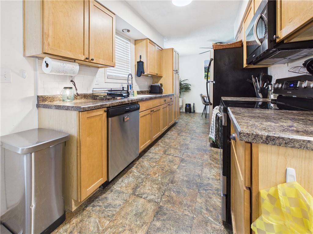 214 SE 51 Road — photo 9