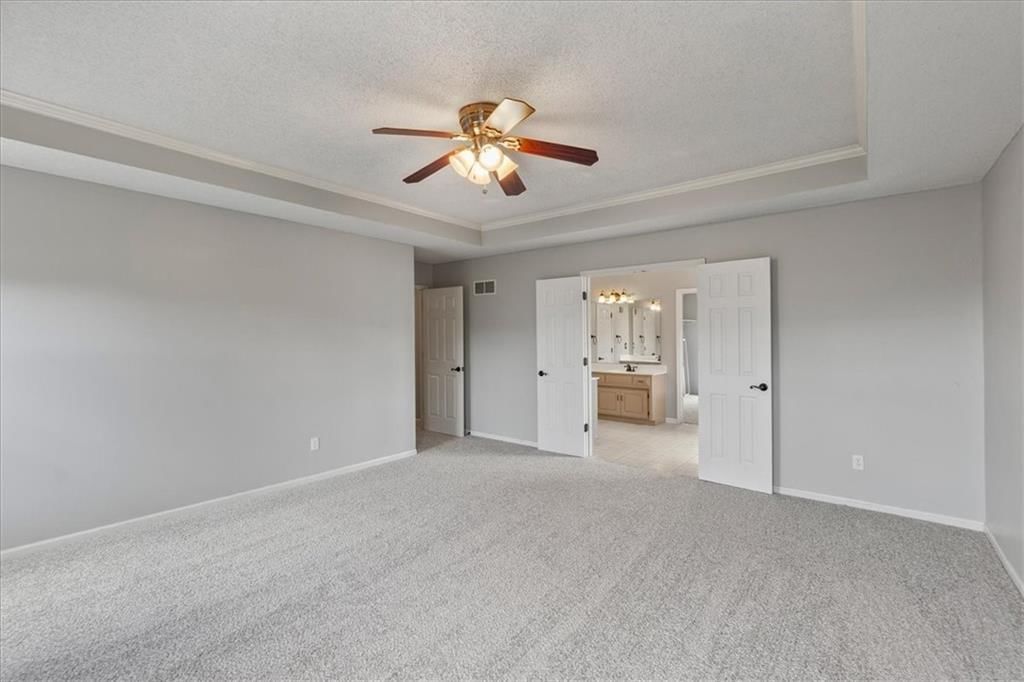 6502 W 150th Street — photo 13