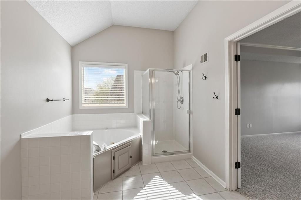 6502 W 150th Street — photo 16