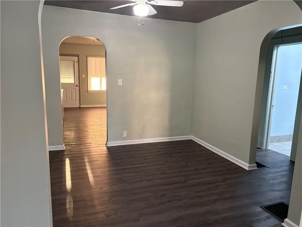 108 S Huttig Avenue — photo 10