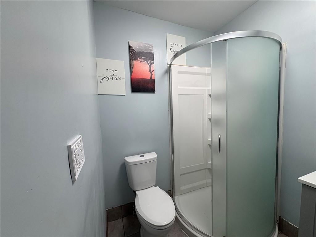 108 S Huttig Avenue — photo 16