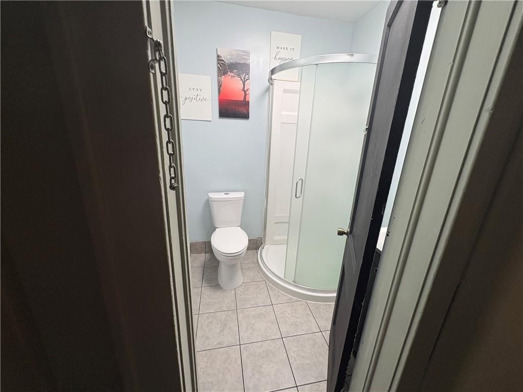 108 S Huttig Avenue — photo 17