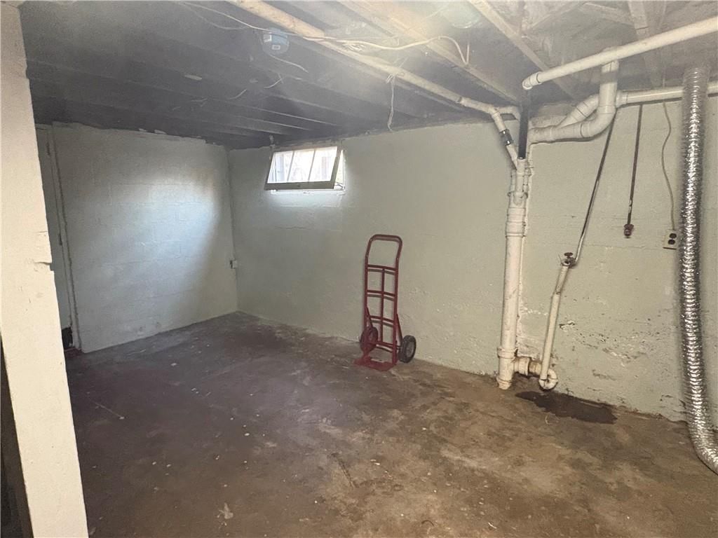 108 S Huttig Avenue — photo 22