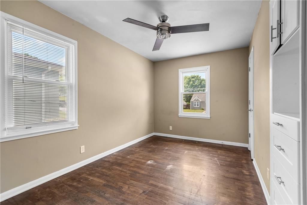 2913 S 29th Street — photo 15