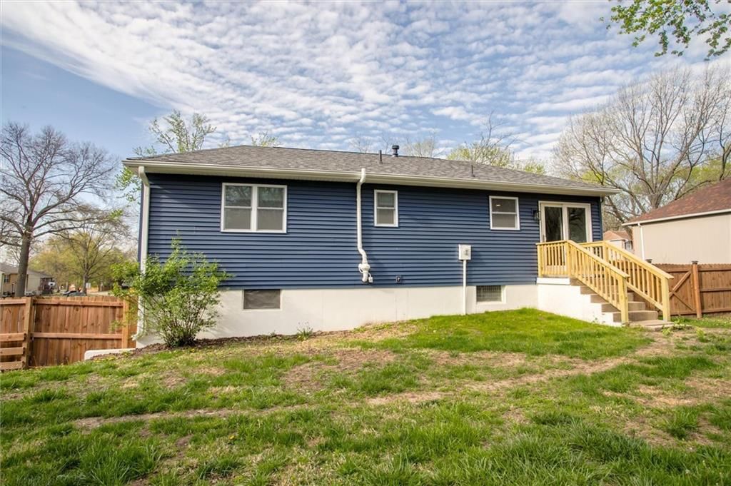 2807 NW Milford Place — photo 4