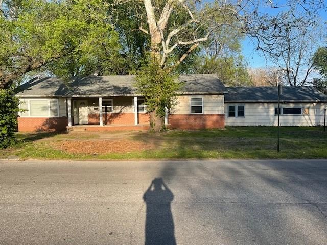 201 S Walnut Street, Pittsburg, KS