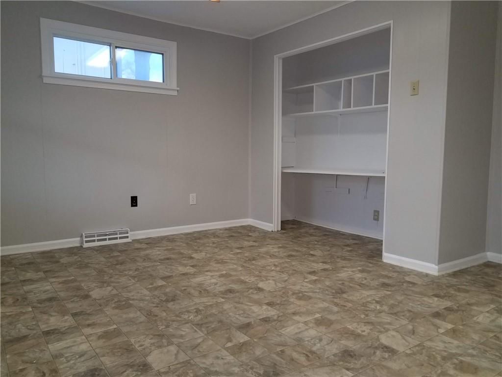 15145 Metcalf Avenue — photo 6