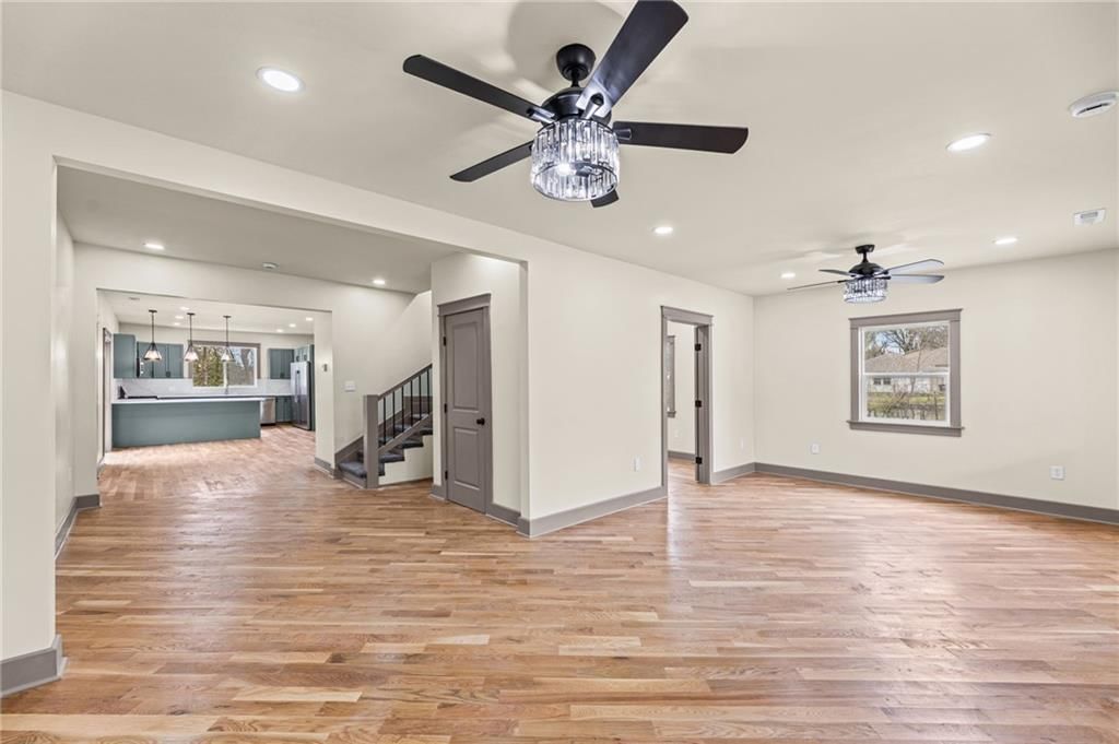 315 E Park Road — photo 5