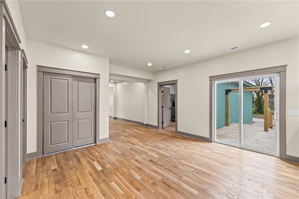 315 E Park Road — photo 14