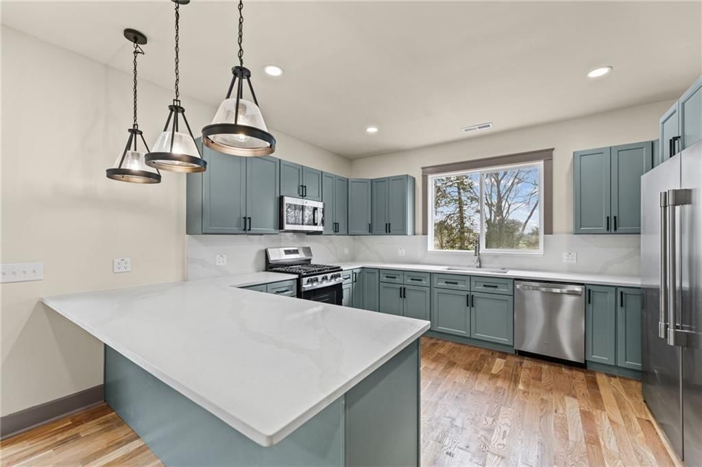 315 E Park Road — photo 15